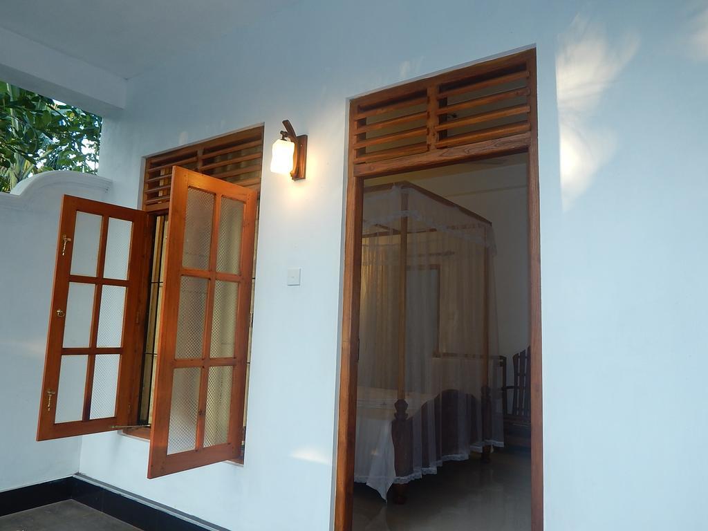Little Angels Bed & Breakfast Mirissa Luaran gambar